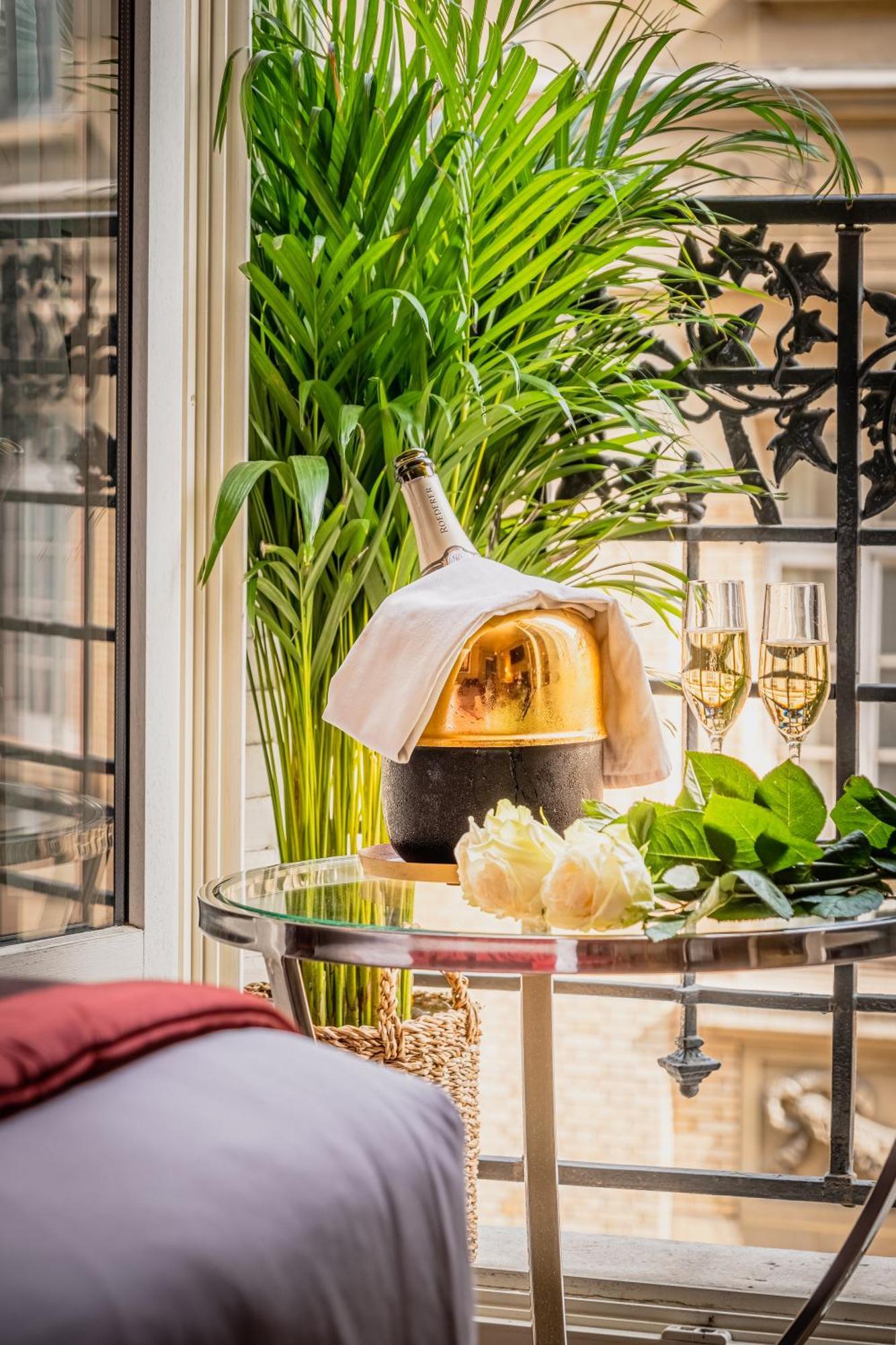 Hotel Trianon Rive Gauche Parigi Esterno foto