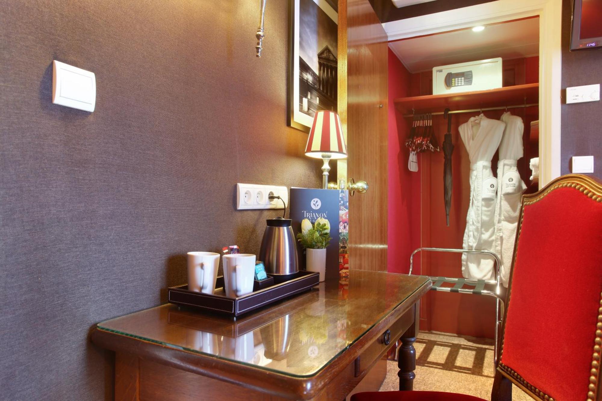 Hotel Trianon Rive Gauche Parigi Esterno foto