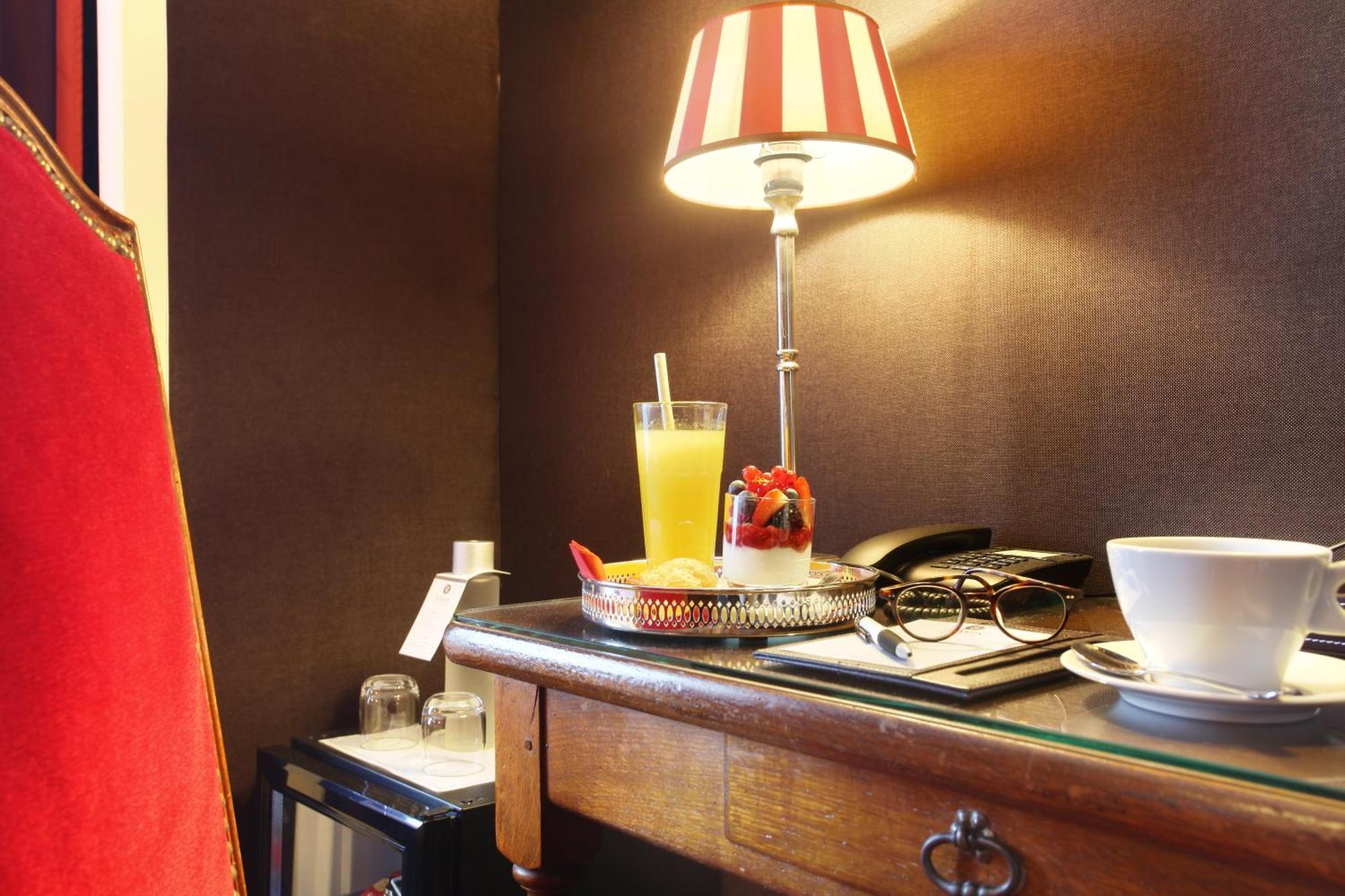Hotel Trianon Rive Gauche Parigi Esterno foto